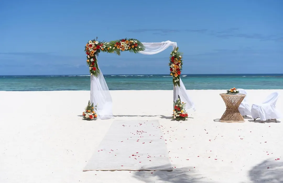 Dinarobin Beachcomber Golf Resort & Spa-1